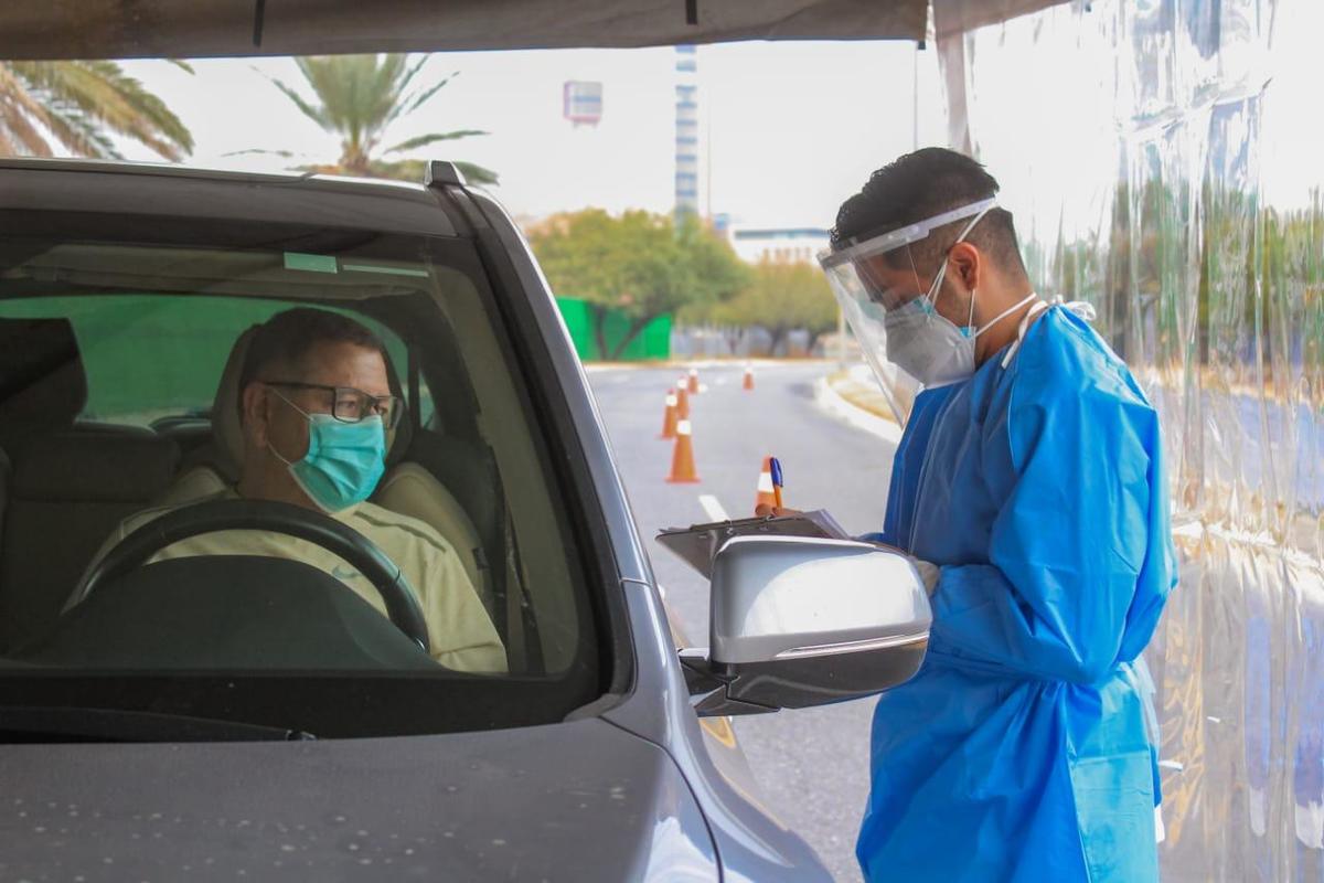 Instalan en San Pedro drive-thru para vacunar contra influenza. Foto: Especial.