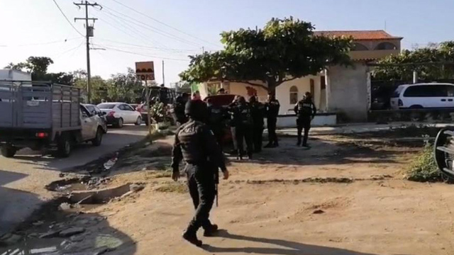 Policía estatal refuerza con 300 elementos la seguridad en Las Choapas