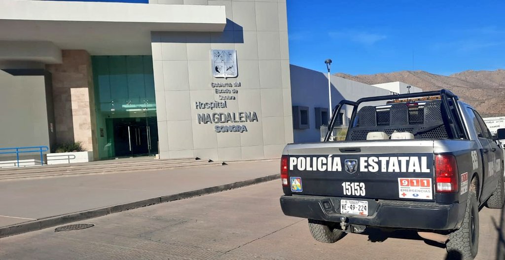 Los policías resguardaron el hospital tras el robo. (SSP Sonora/Archivo)
