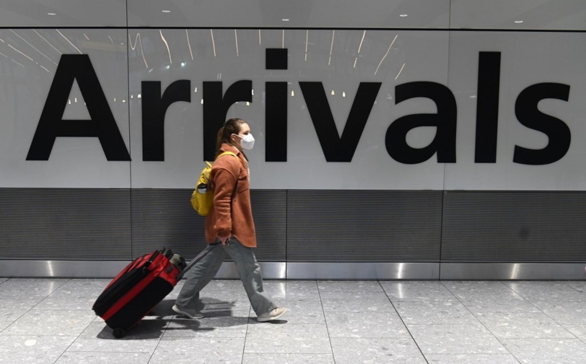 Trump levanta restricciones de viajes por covid-19 a Europa y Brasil