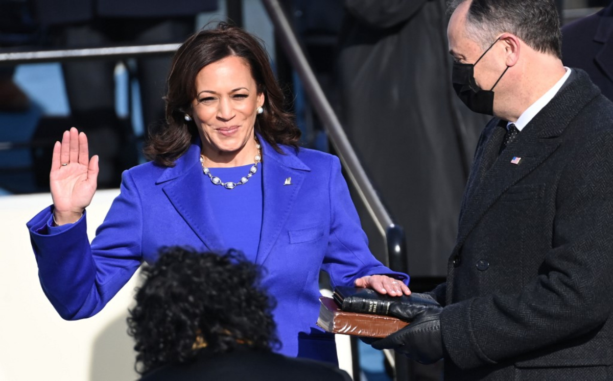 Kamala Harris durante su juramento como vicepresidenta. (AFP).