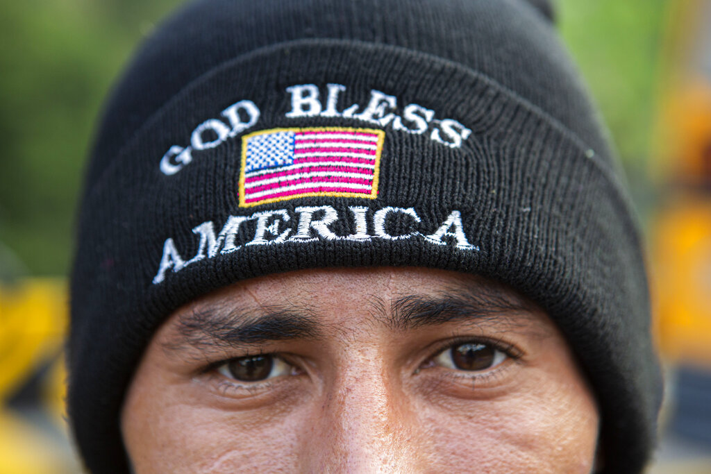 Miles de migrantes esperaban ser deportados por las autoridades de Estados Unidos en al administración de Trump. (AP)