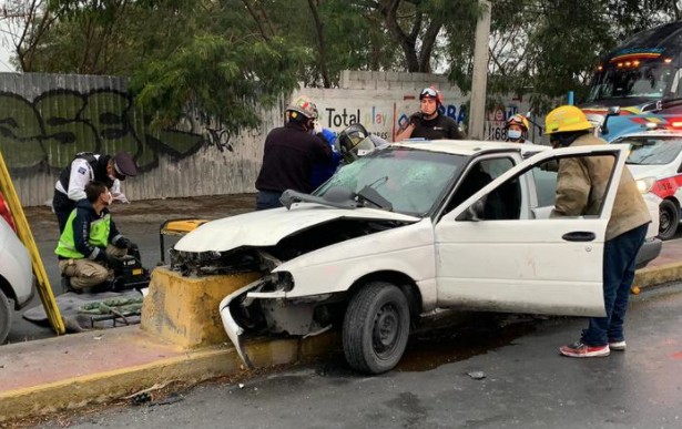 Accidente vial en carretera a Laredo deja 5 lesionados. Foto: Pedro Delgado.