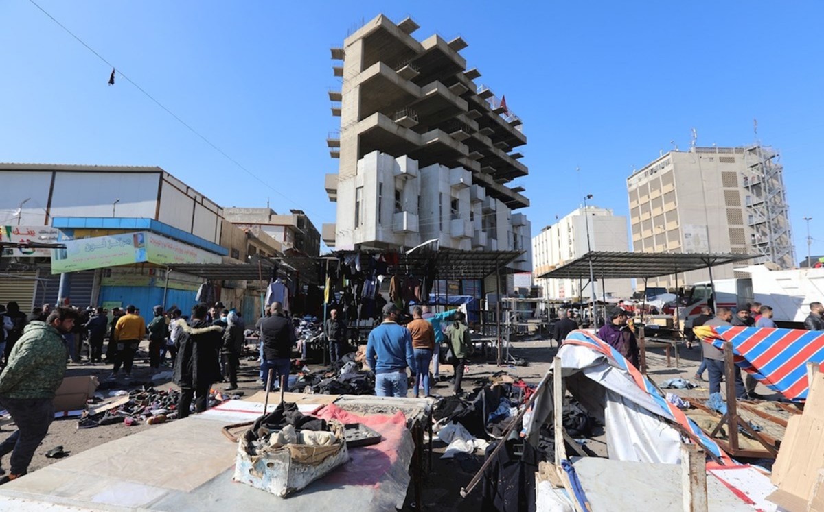 Ataque suicida en Irak deja al menos 32 muertos y 110 heridos en mercado de Bagdad
