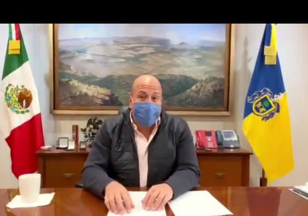 Enrique Alfaro hizo un llamado a la población para estar al pendiente de la información oficial. (Especial)