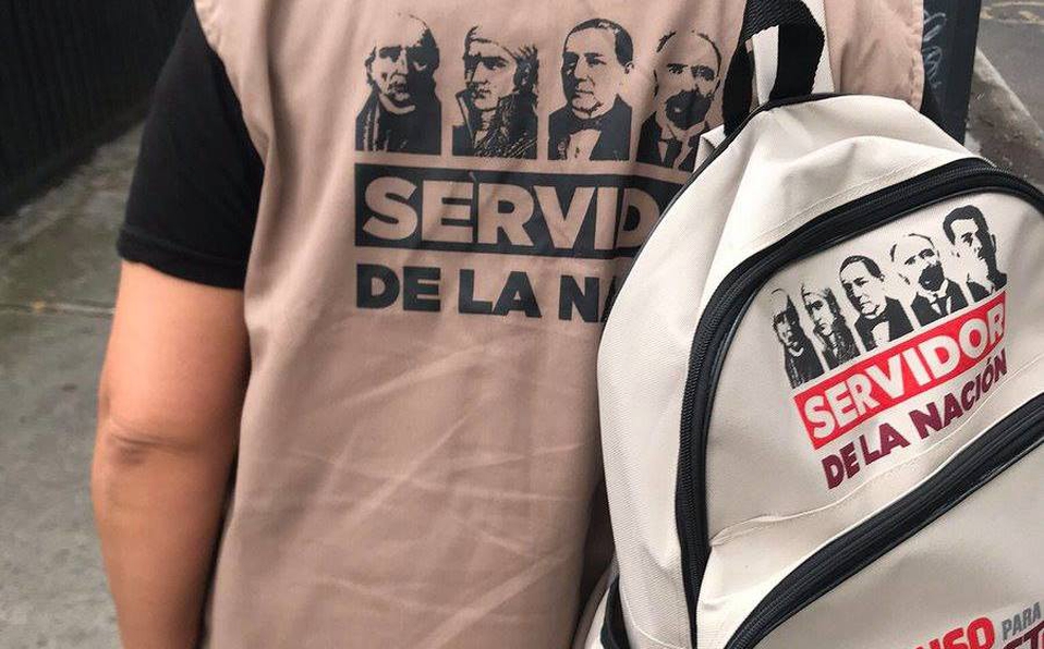 Servidores de la nación. (Archivo)