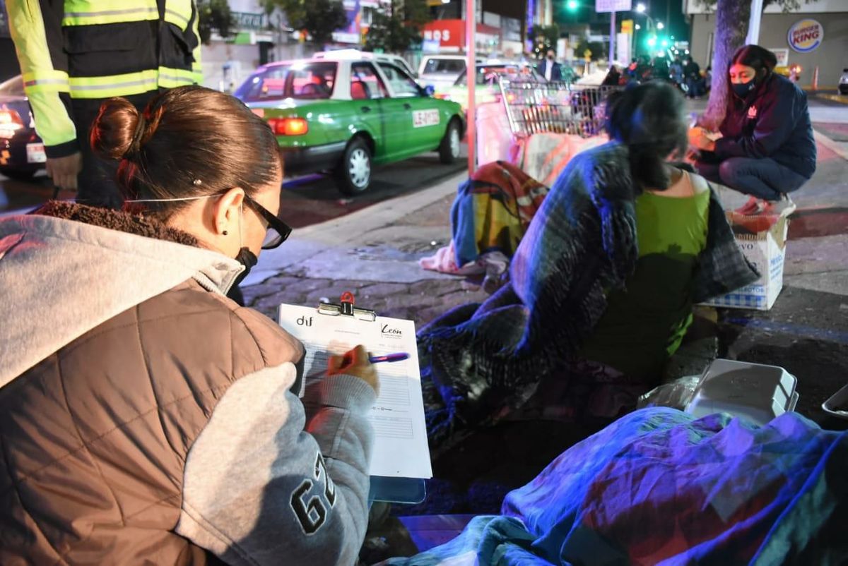 Brinda DIF León resguardo para personas en situación de calle. ESPECIAL