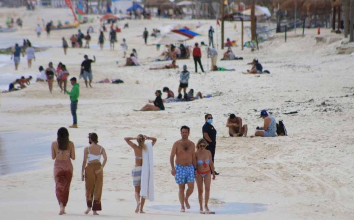 Cancún, Tulum, Cozumel, Isla Mujeres y Playa del Carmen regresan a semáforo naranja por covid-19