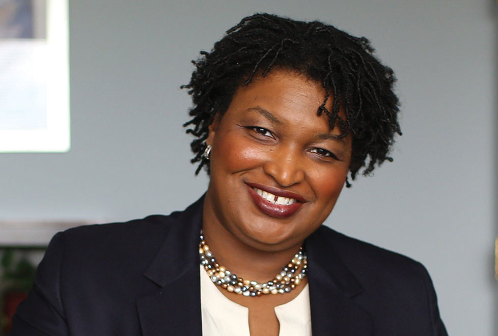 Stacey Abrams, política y abogada afiliada al Partido Demócrata de EU