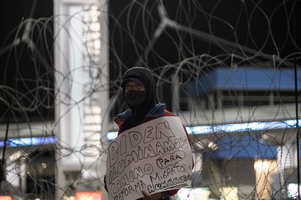 Las migrantes víctimas de violencia obstétrica ya fueron liberadas / AFP