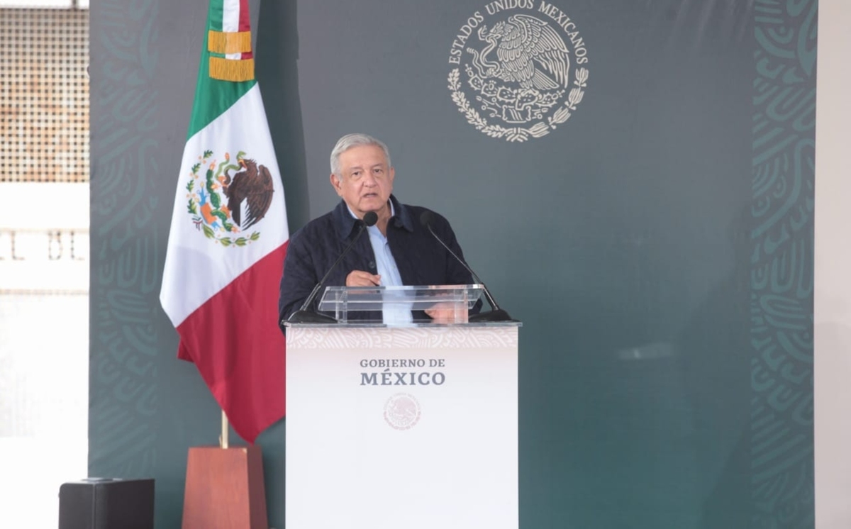 El Presidente durante la evaluación de los programas para el Bienestar en Linares. (Jesús Quintanar)