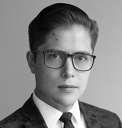 Elliot Ruiz.