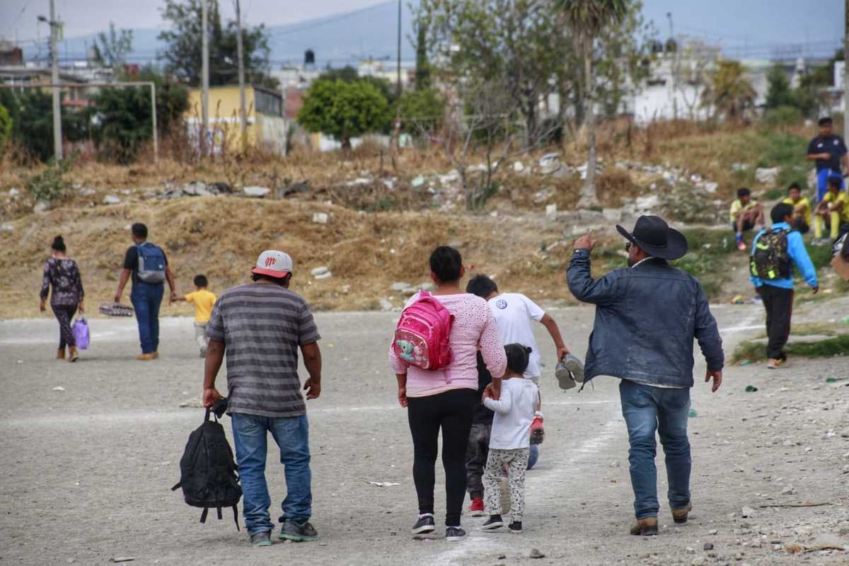 En Puebla continúan organizando partidos de fútbol. (Andrés Lobato)