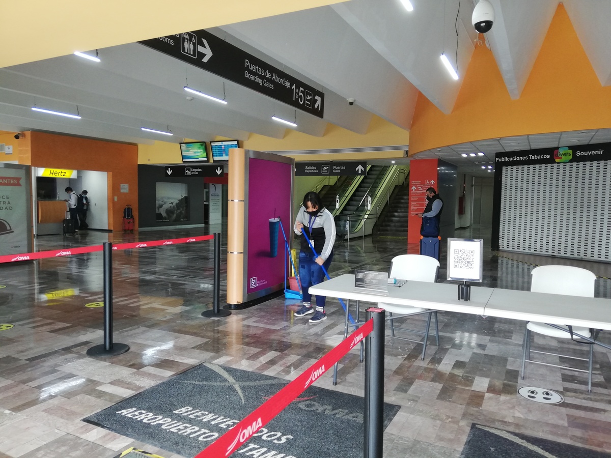 Aeropuerto de Tampico. Acceso a salas de espera.