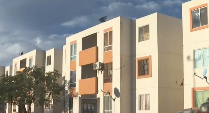 Asesinan a hombre afuera de la casa de su novia en El Carmen. Foto: Especial.