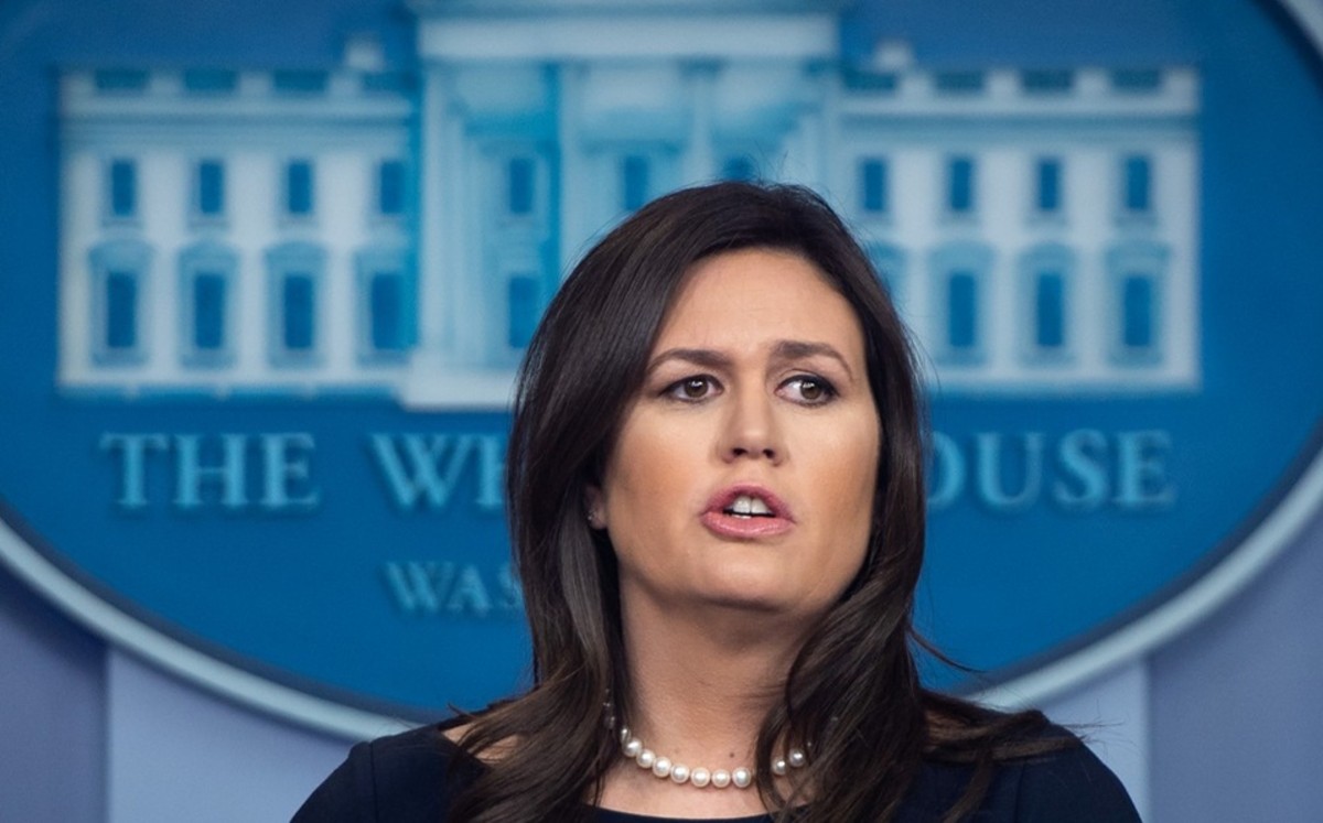 Sarah Sanders, ex portavoz del gobierno de Trump, aspira a gobernadora de Arkansas