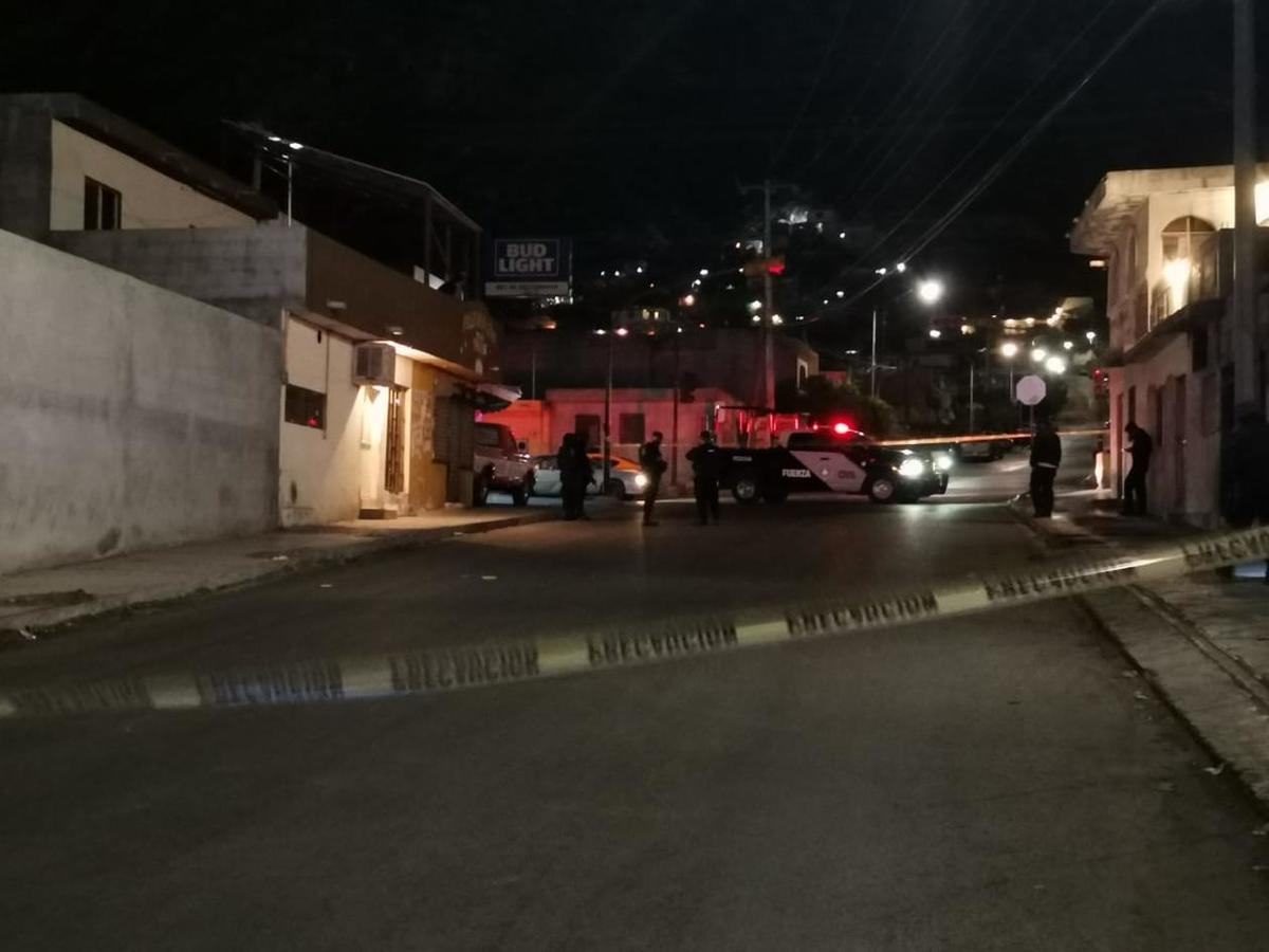 Personal de Fuerza Civil acordonó el sitio.