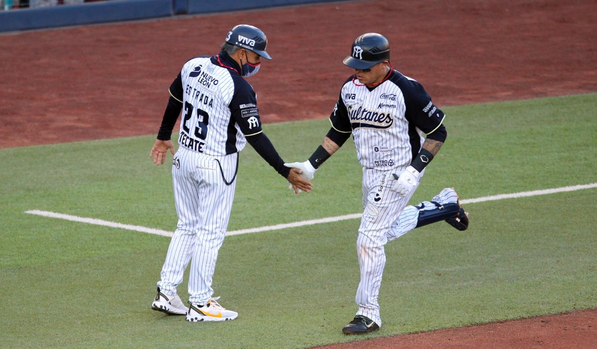 Sultanes de Monterrey (Imago 7)