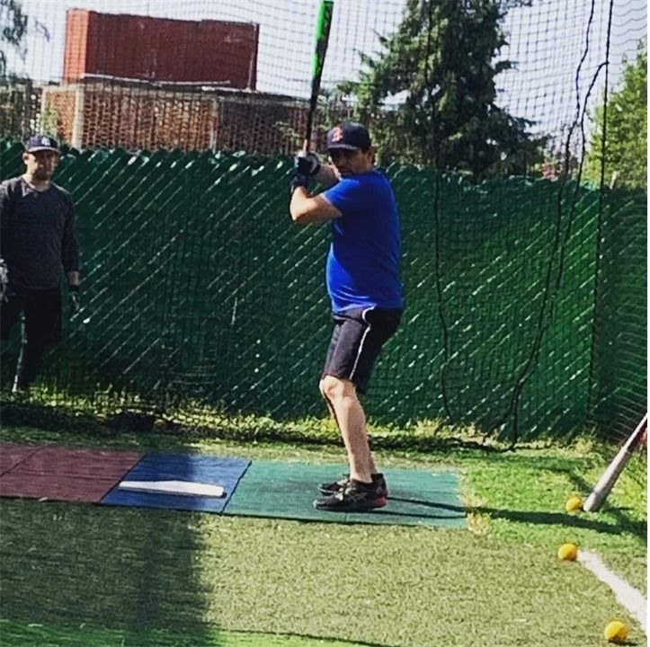 Tiros de bateo en la deportiva