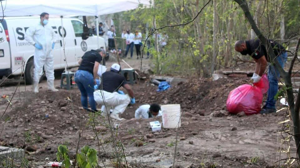 Colectivo de búsqueda que fue atacado en Culiacán halla cuatro fosas