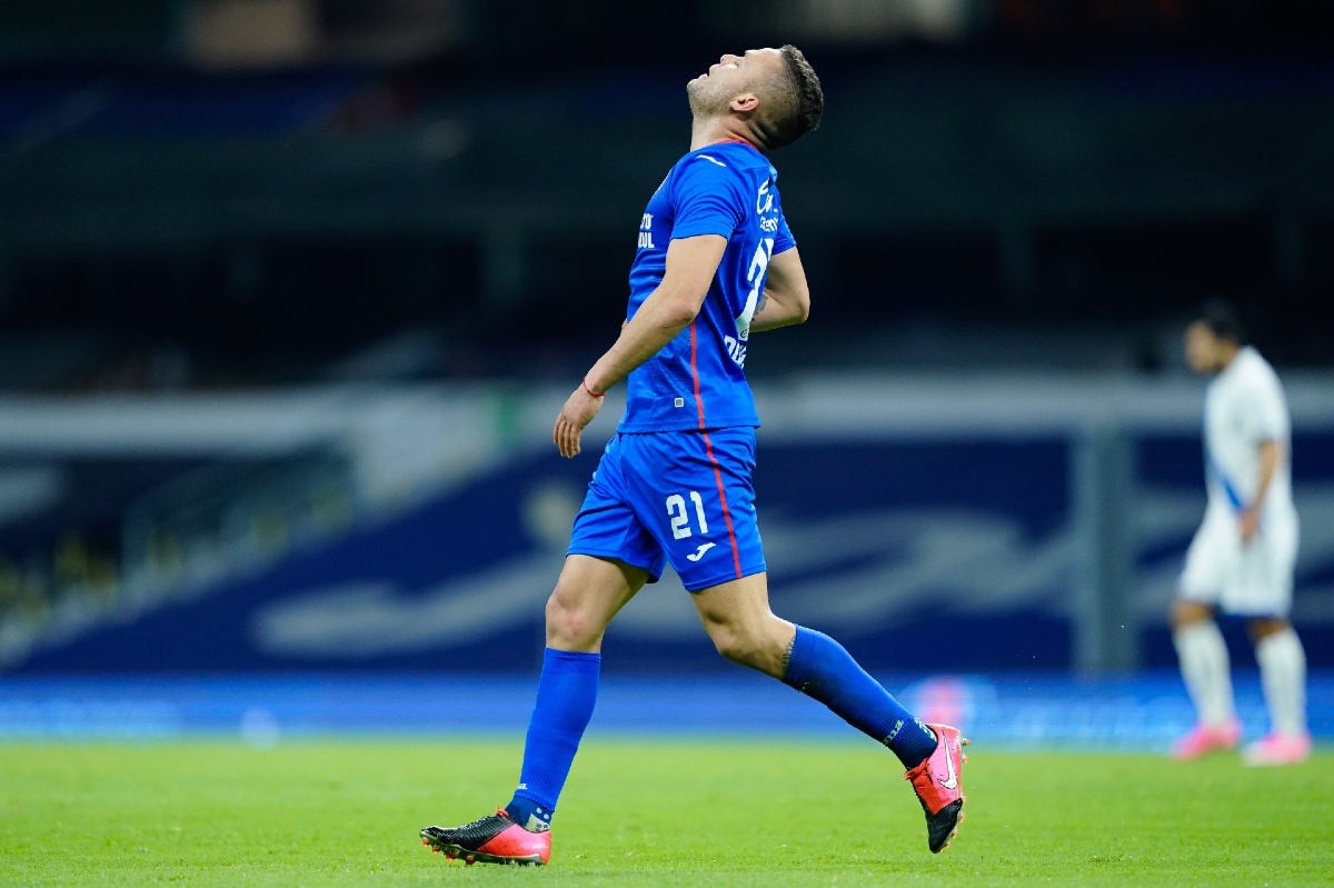 Jonathan Rodríguez, delantero de Cruz Azul (Imago7)