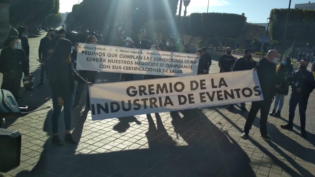 La manifestación inició en el Arco de la Calzada (Axel Rivas)