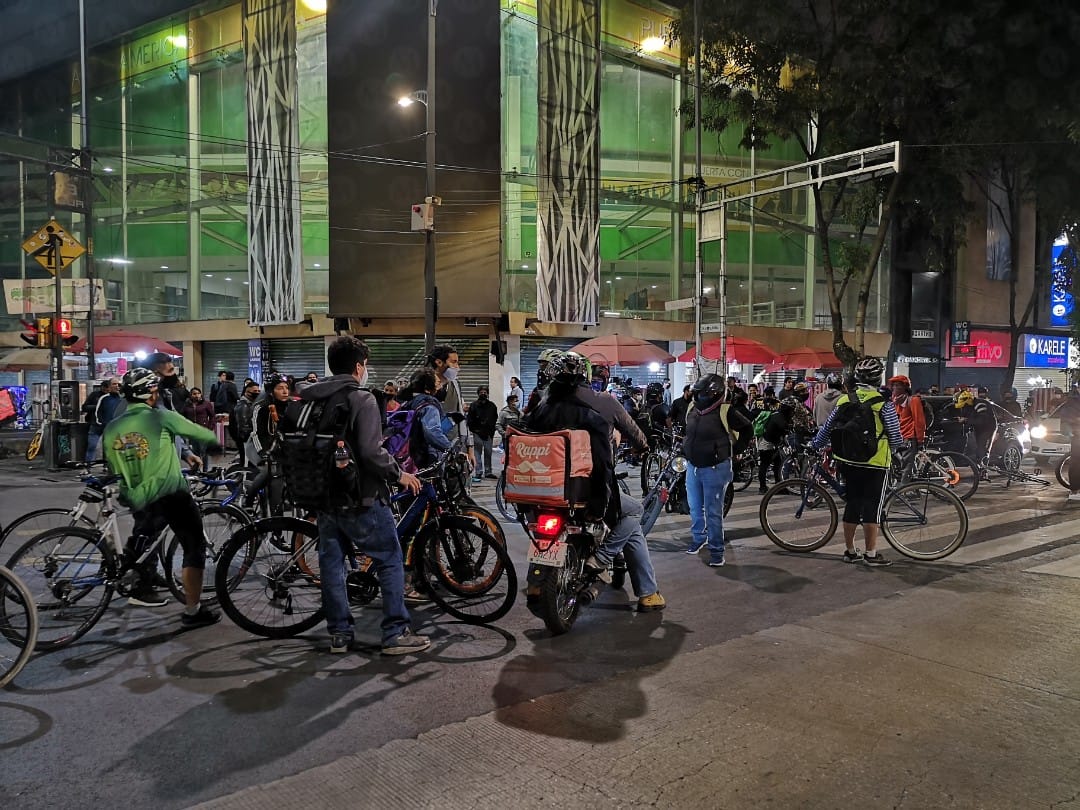 Marcha de ciclistas exigiendo justicia en el caso de Carlos Rivera | Jorge Becerril