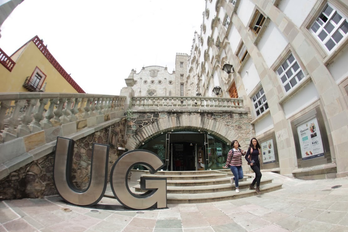 Arranca campus virtual de la UG con Maestría en Ciencias Forenses