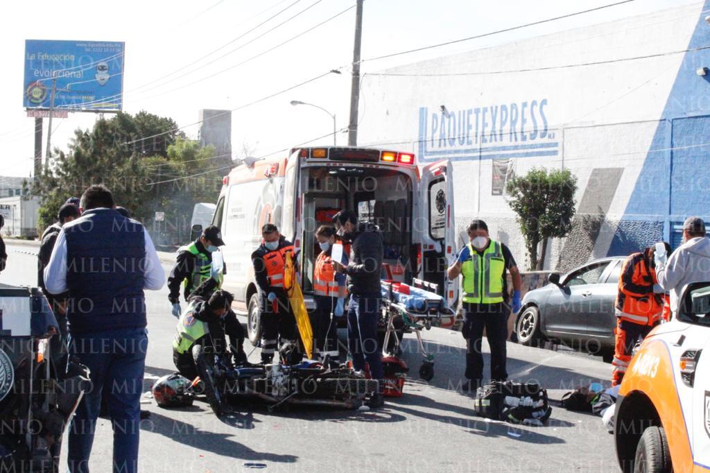 Choca moto contra una patrulla en la 18 de Noviembre. (Andrés Sánchez)