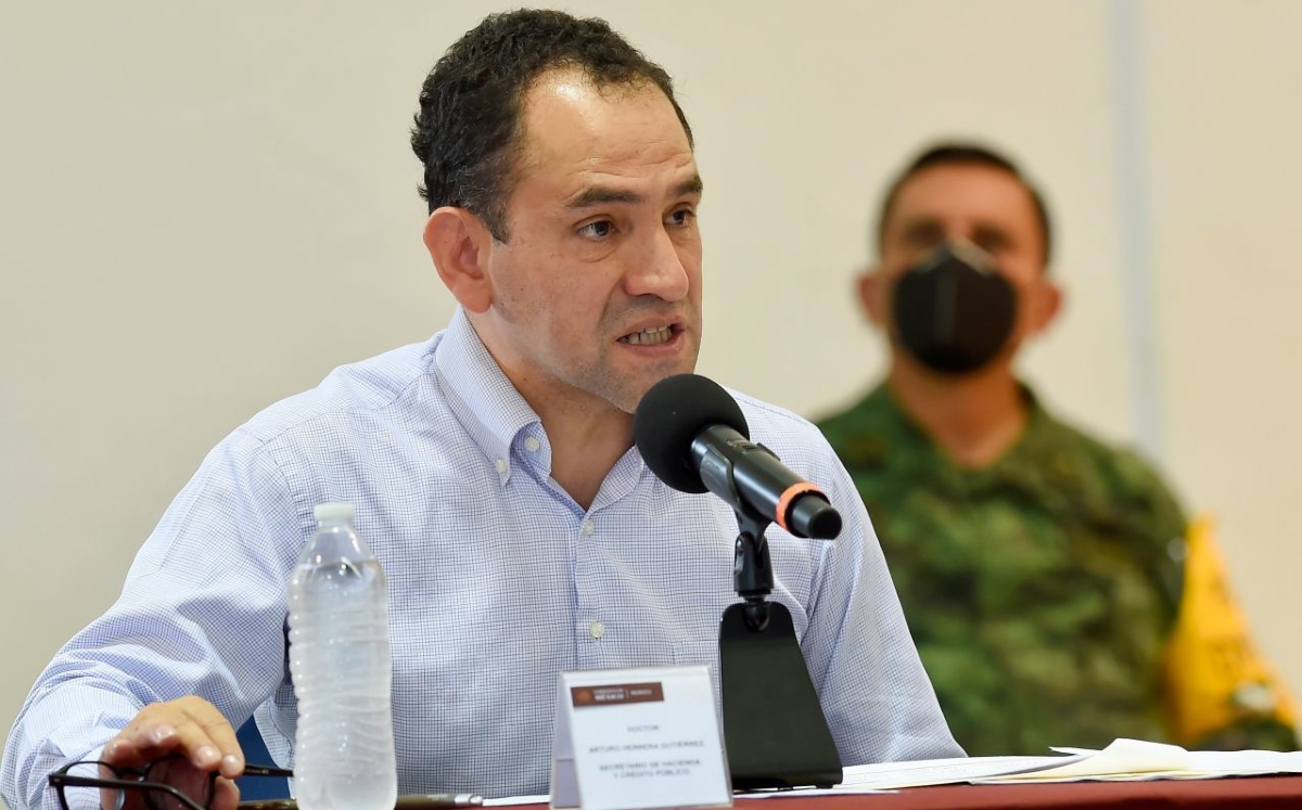 El secretario de Hacienda, Arturo Herrera, defendió los contratos del gobierno para la compra de vacunas. (Cuartoscuro)