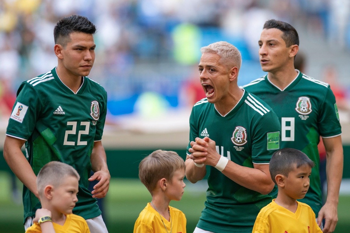 Lozano, Hernández y Guardado (Imago 7)