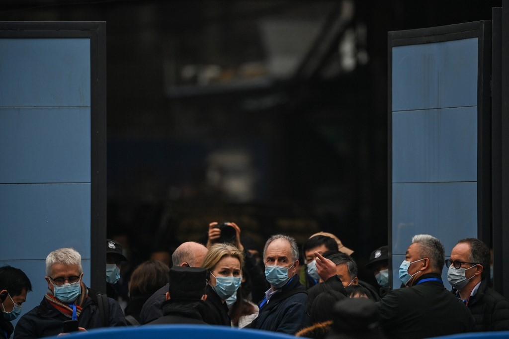 La visita de los expertos de la OMS al marcado de Wuhan se da luego de que cumplieran con su aislamiento. | AFP