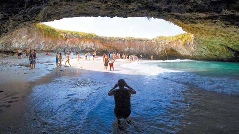 Se analizará solicitud de Sectur de considerar a turismo actividad esencial