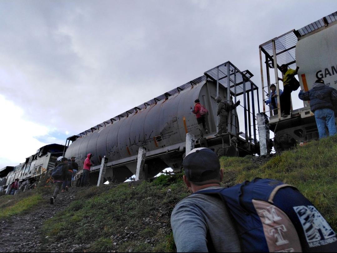 Despliegan operativos antinmigrantes en Apizaco. (Especial)