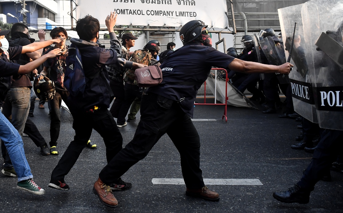 México condena golpe de Estado en Myanmar. (AFP)