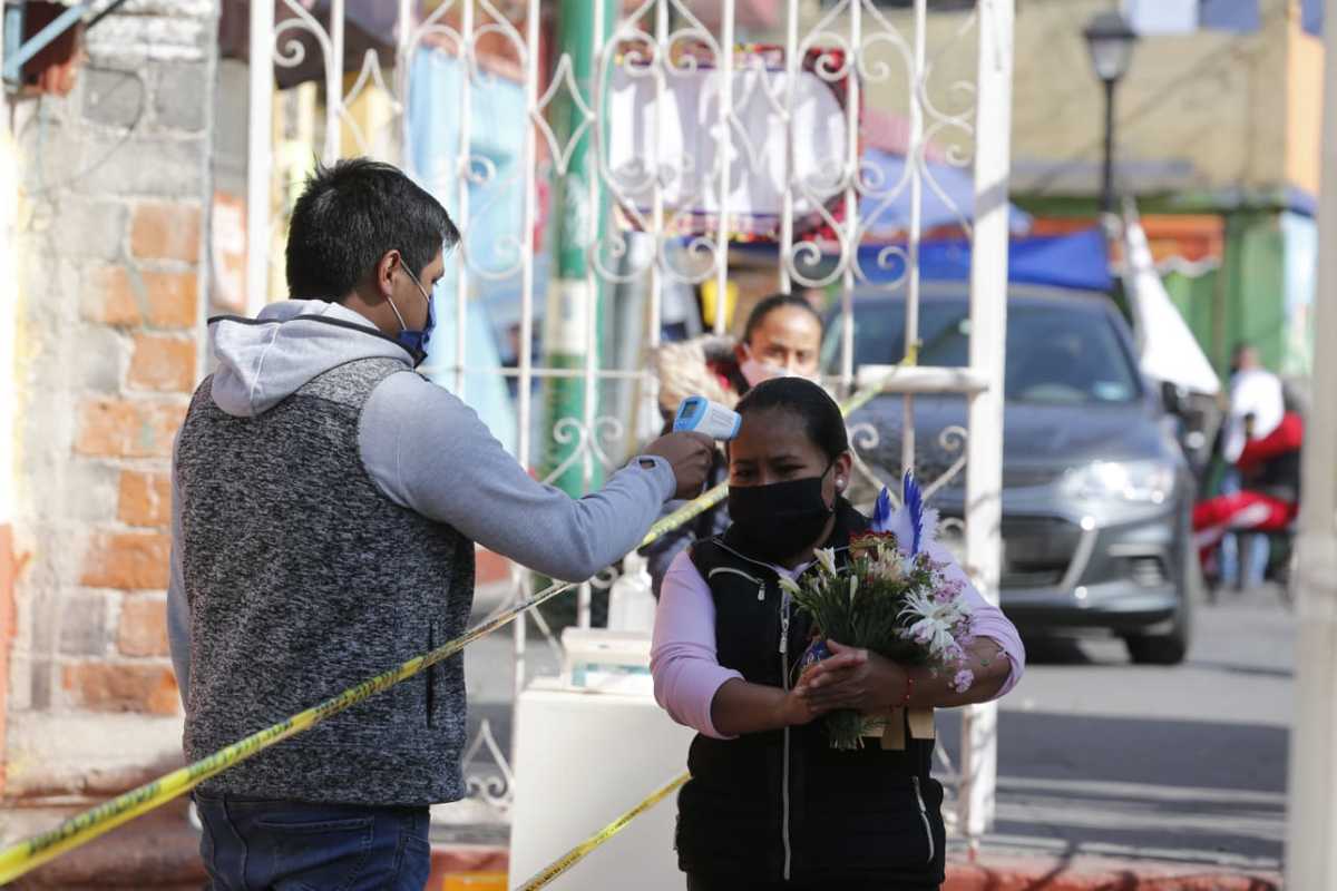 Los asistentes debían portar en todo momento su cubrebocas | Omar Franco