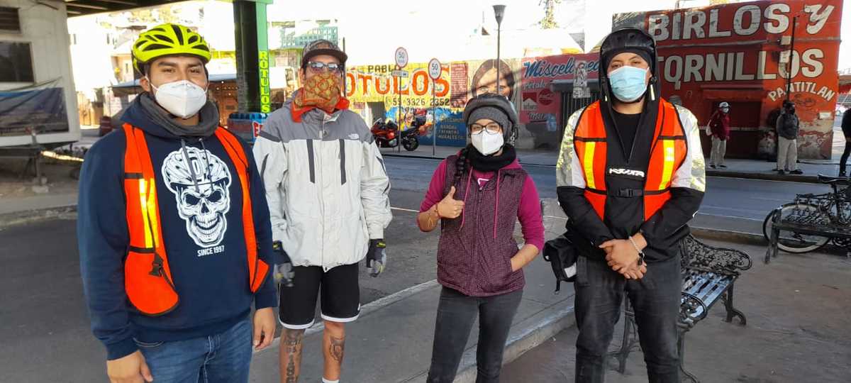 La iniciativa busca orientar a quienes salen en bici a las calles por primera vez | Anwar Nájera
