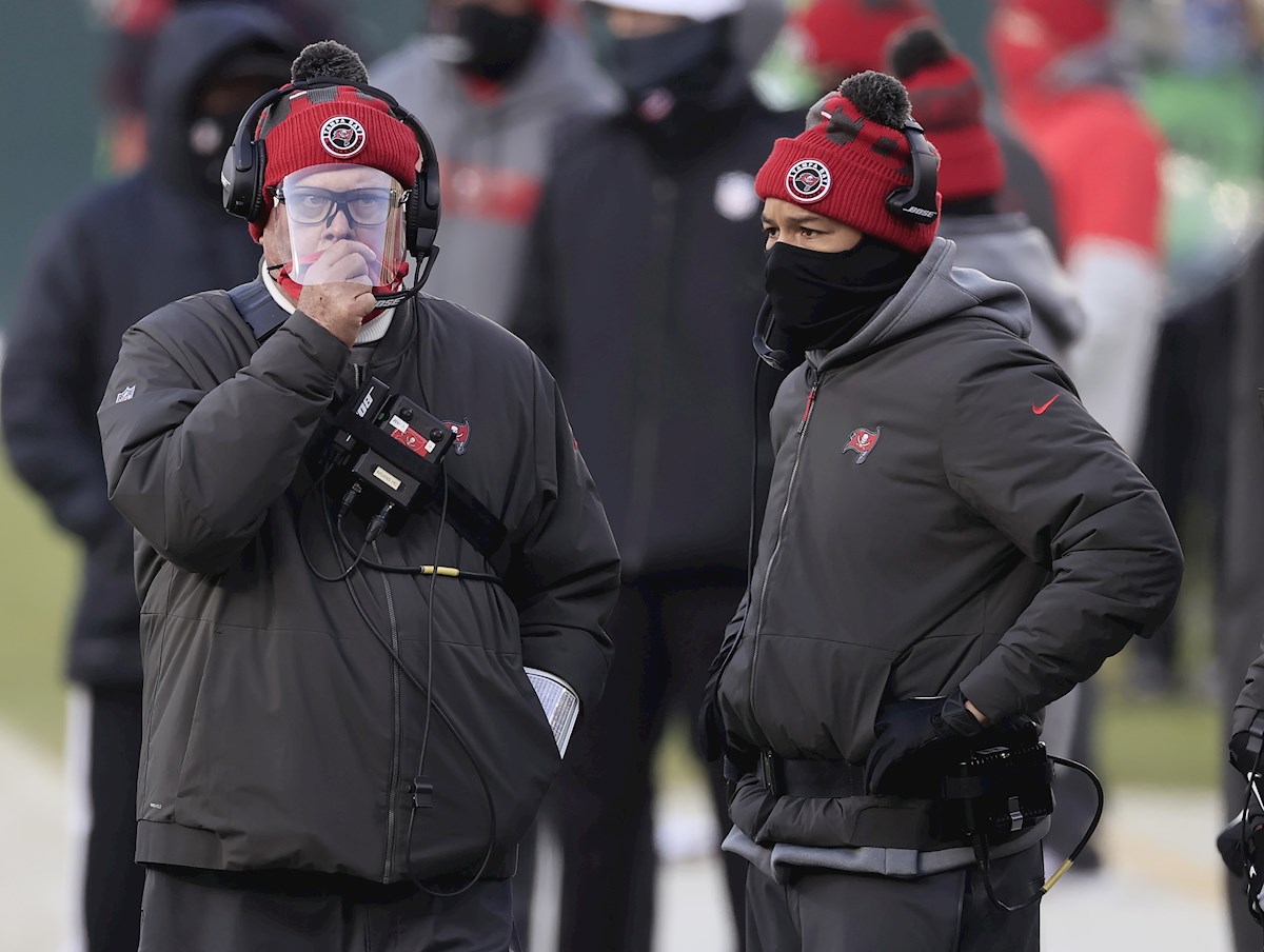 Kansas City Chiefs y Tampa Bay Buccaneers se enfrentarán esta semana. | EFE