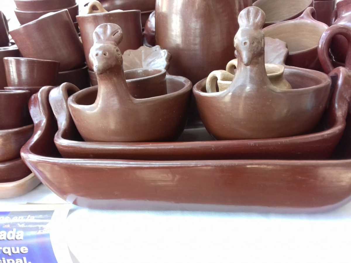 Artesanos del barro en Reyes Metzontla. (Especial)