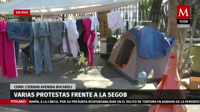 Familiares de desaparecidos manifestaron frente a la SEGOB