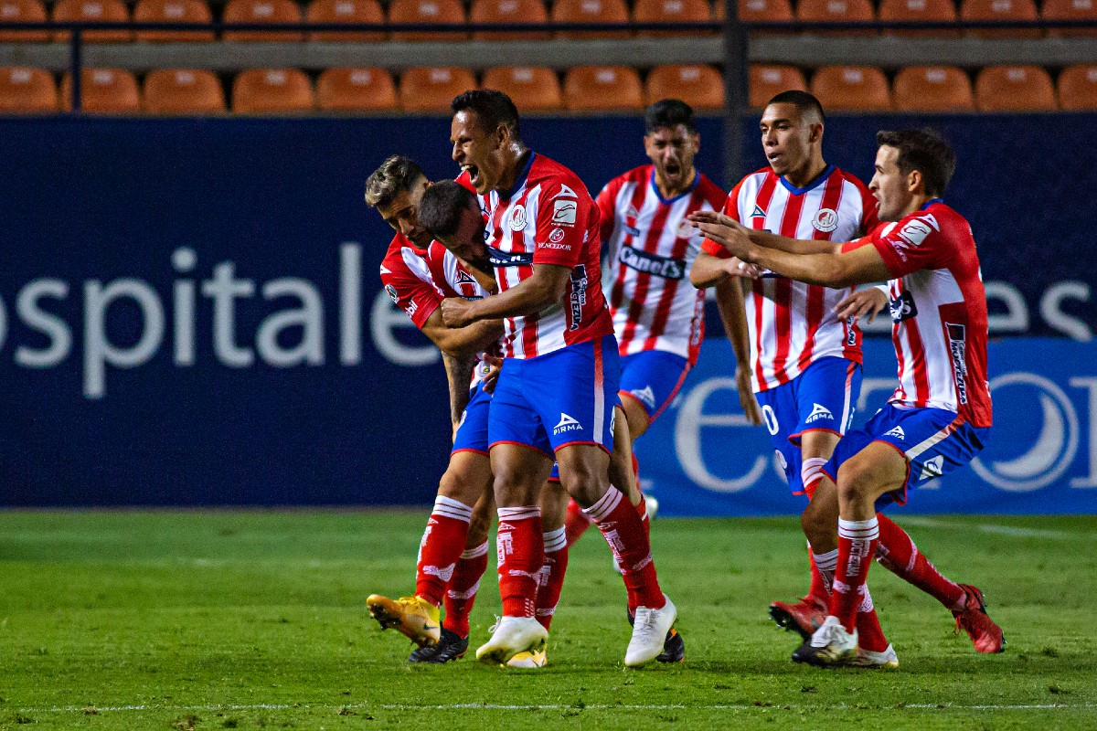Gallegos dio el empate al Atlético de San Luis (Imago7)