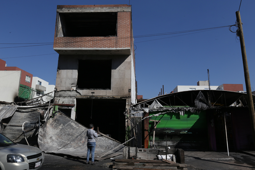 La floristería 'Andra', de la familia Hernández Ortega, fue uno de los negocios afectados. | Octavio Hoyos