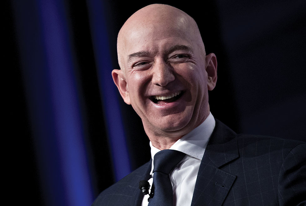 Jeff Bezos deja el cargo de director ejecutivo de Amazon