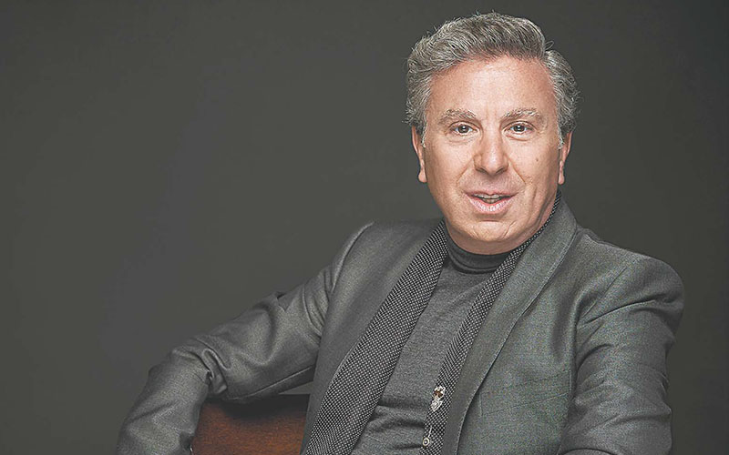 El empresario gusta de compartir en las redes sociales. (Leonardo Manzo)