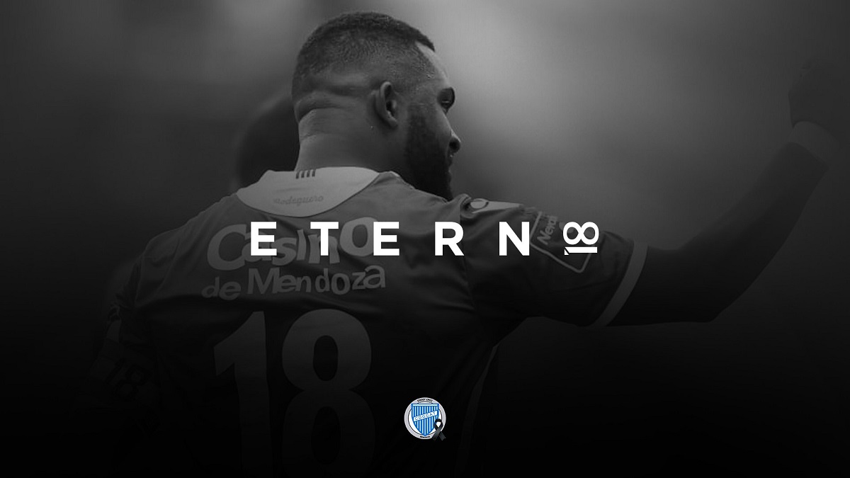 Godoy Cruz retira el número 18 en honor a Santiago García (Twitter @ClubGodoyCruz)