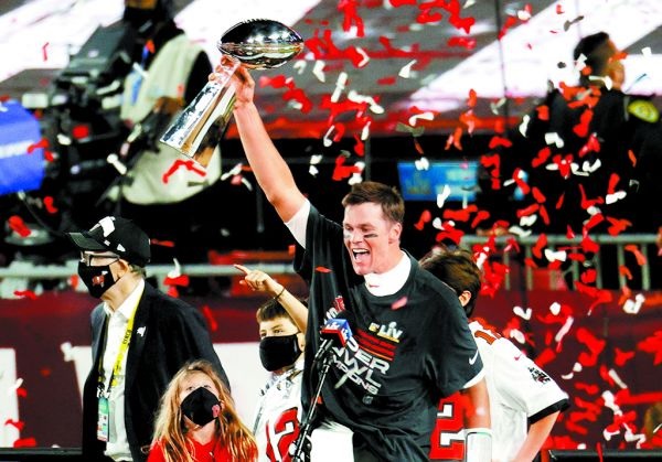 Brady alzó el Lombardi. Reuters