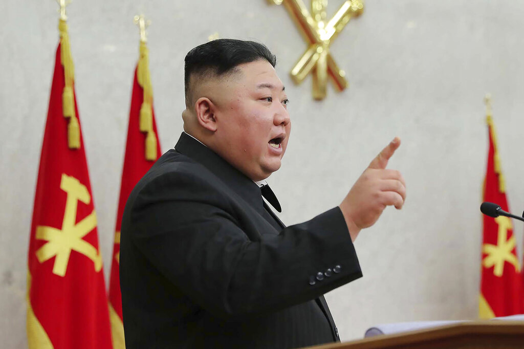 El líder norcoreano Kim Jong-un ha estado fortaleciendo su programa nuclear durante el último año. (AP)