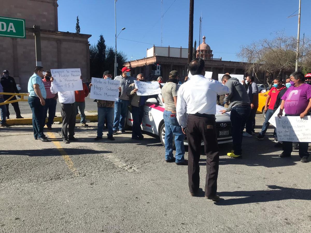 Un centenar de taxistas que prestan el servicio de manera concesionada. (Especial)