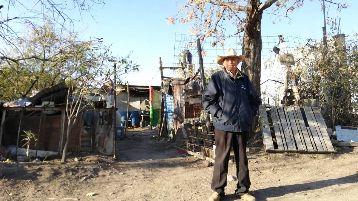 Estafan abuelito en León, le venden terreno y no entregan escrituras. Dany Béjar.