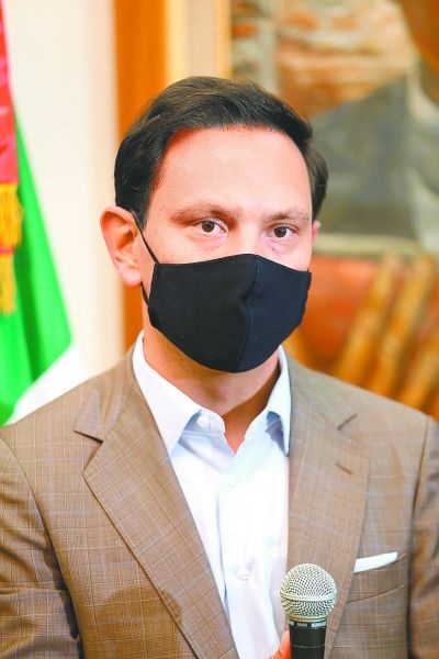 González dijo que atenderá el llamado del Congreso. RAÚL PALACIOS